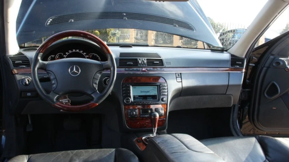 Mercedes-Benz S-Class Black paradise 5