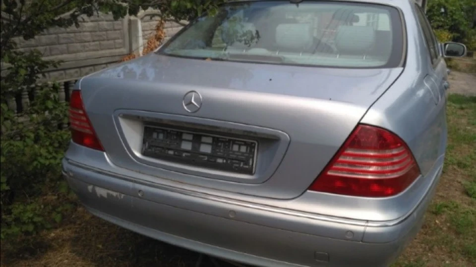 Mercedes-Benz S-Class Бог любить трійцю) 2