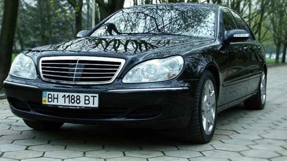 Mercedes-Benz S-Class Чорний бізнес VIP 3