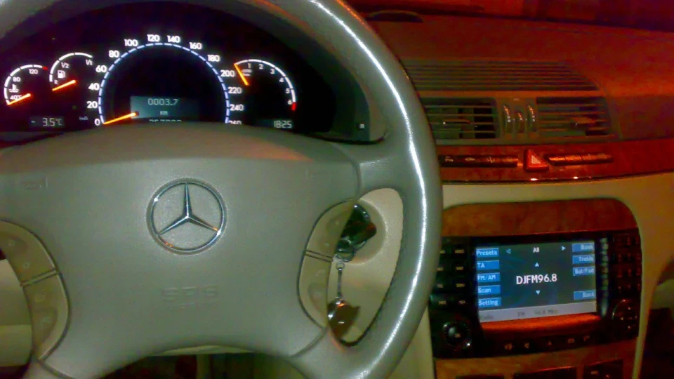 Mercedes-Benz S-Class Чорний мерсик) 2
