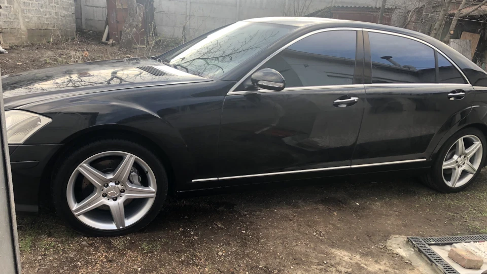 Mercedes-Benz S-Class **Чорний Ворон**