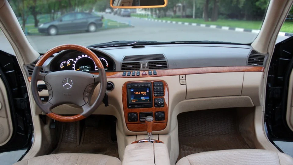 Mercedes-Benz S-Class Дельфін 4