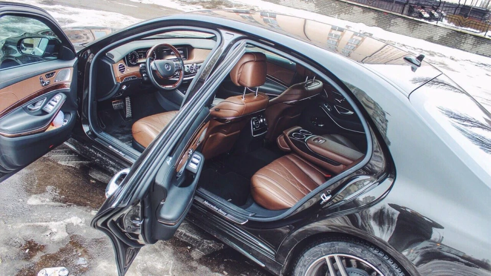 Mercedes-Benz S-Class GOLD WIND 2