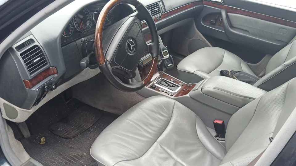 Mercedes-Benz S-Class Смарагдовий чорний
