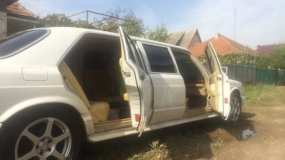 Mercedes-Benz S-Class Limousine 2