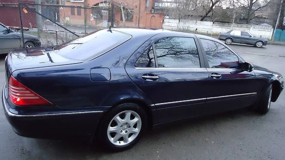 Mercedes-Benz S-Class LONG 2