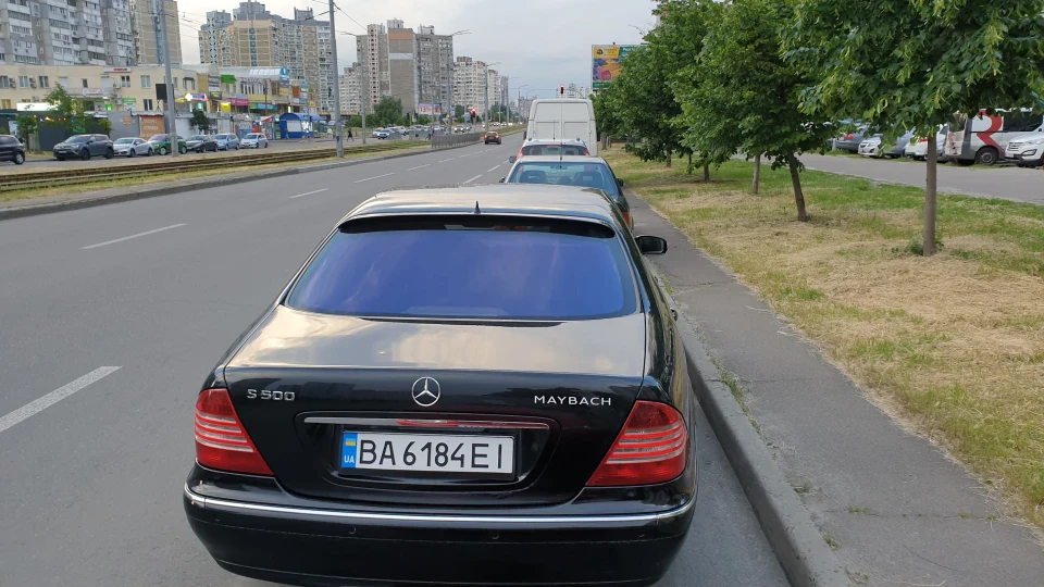 Mercedes-Benz S-Class Long 3