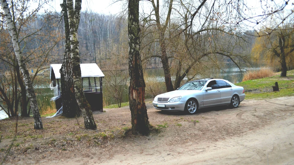 Mercedes-Benz S-Class Long 4
