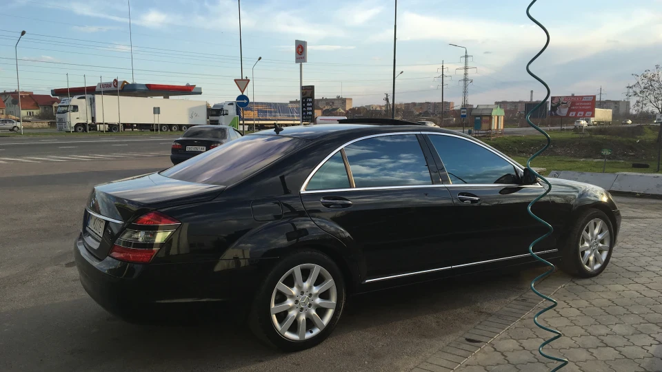 Mercedes-Benz S-Class Long 4