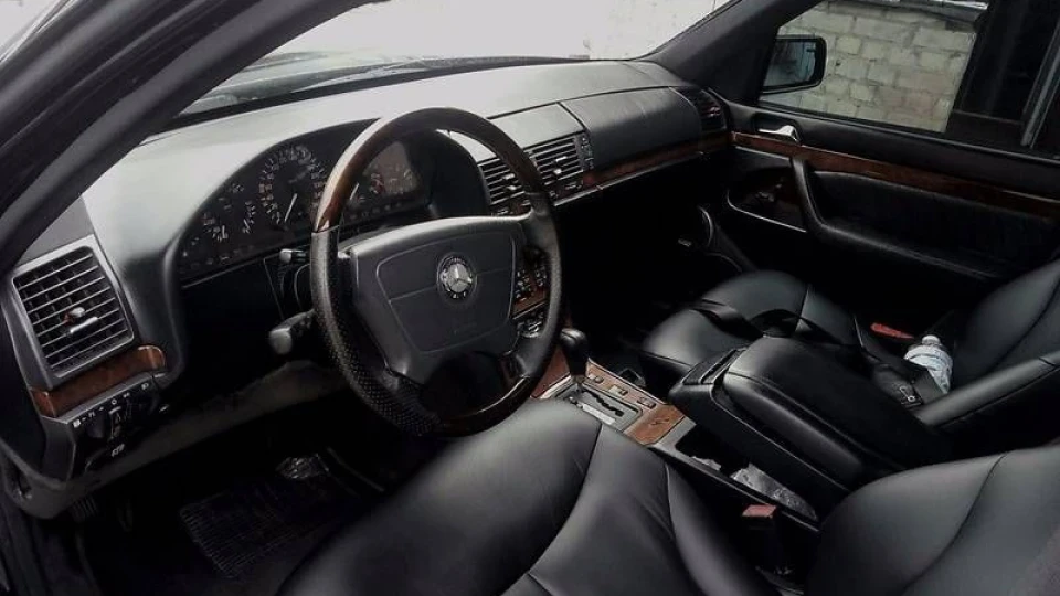 Mercedes-Benz S-Class Long 4