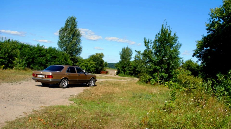 Mercedes-Benz S-Class Mercedes-Benz 280SE 4