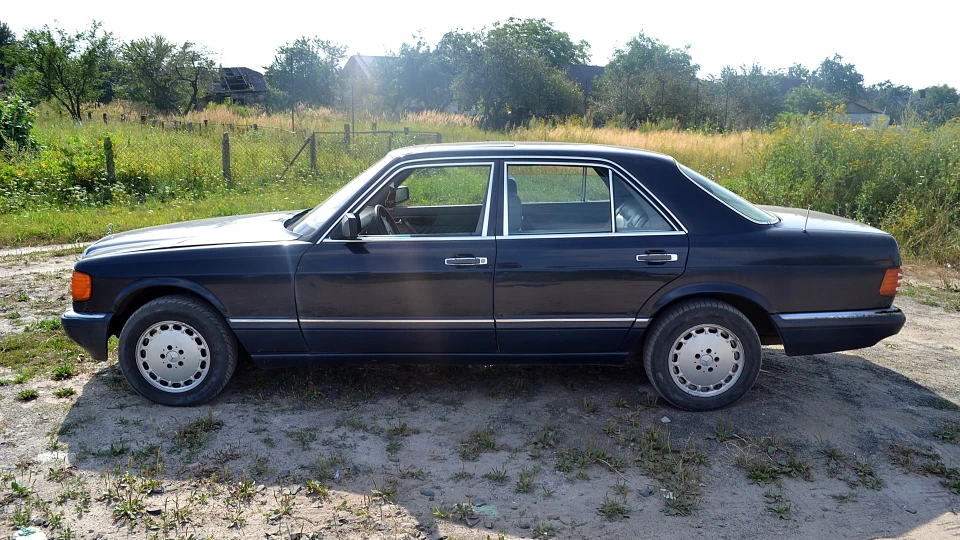 Mercedes-Benz S-Class Рестайл з 1985 на 1991 4