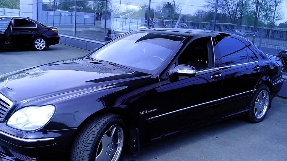 Mercedes-Benz S-Class s 600 3