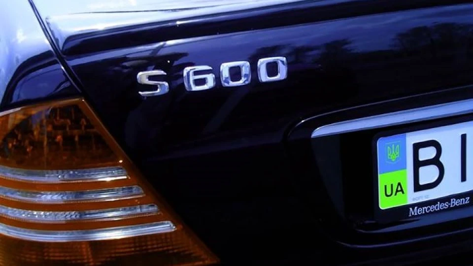 Mercedes-Benz S-Class s 600 4