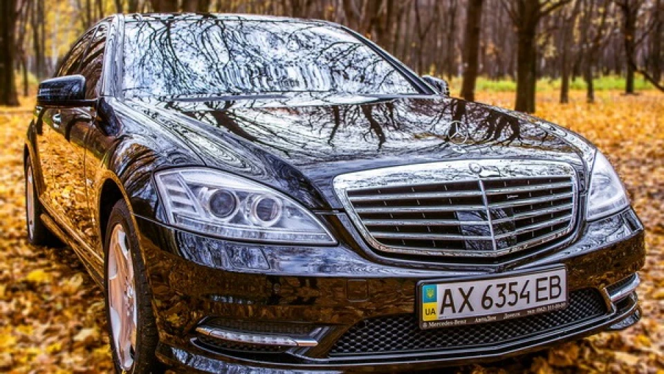 Mercedes-Benz S-Class S 600 3