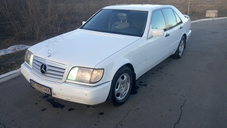 Mercedes-Benz S-Class S320 БІЛИЙ КРАСІВНИК)