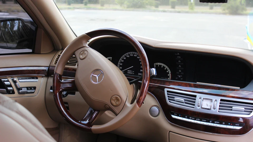 Mercedes-Benz S-Class S420 Long 4