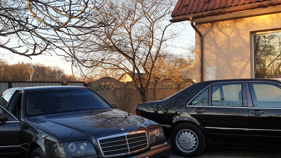Mercedes-Benz S-Class S420 5