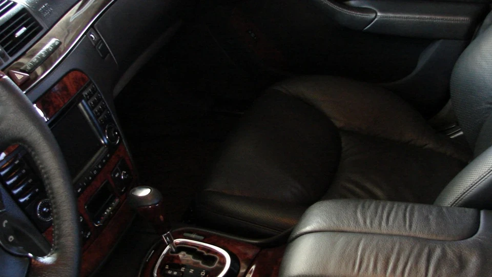 Mercedes-Benz S-Class S500 4matic