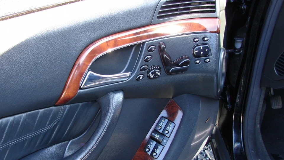 Mercedes-Benz S-Class S500 4matic 2