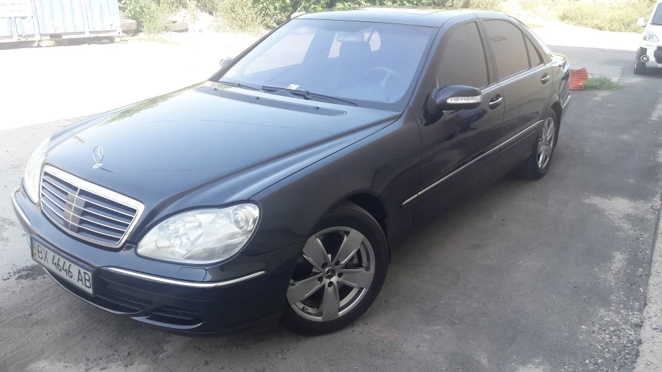 Mercedes-Benz S-Class S500 4matik long 2