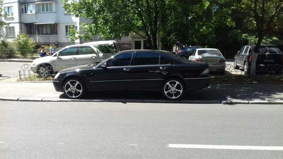 Mercedes-Benz S-Class S500 Long "Lorinser" 2