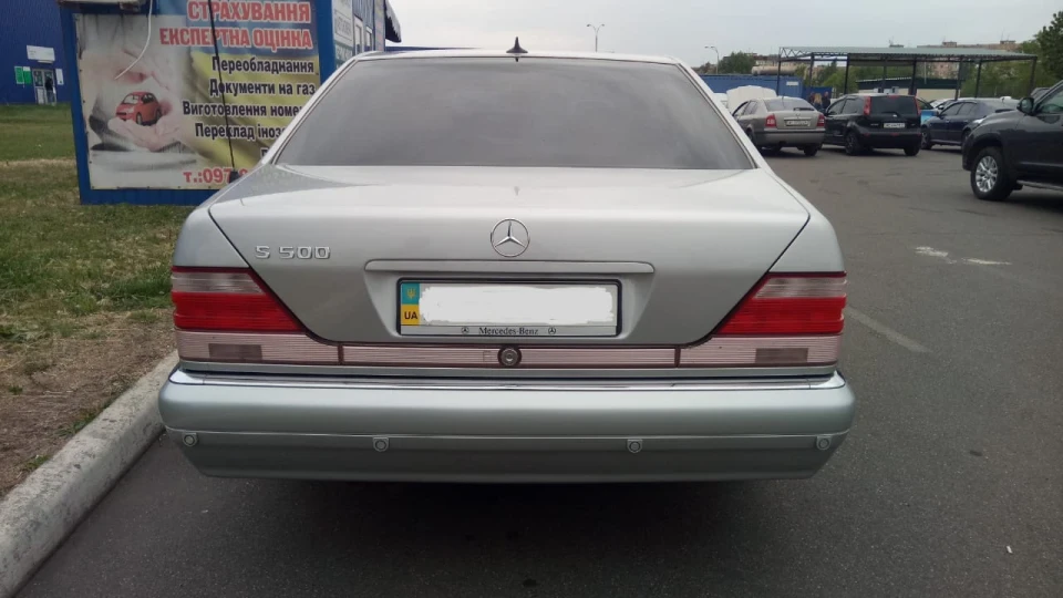 Mercedes-Benz S-Class S500 V8 2