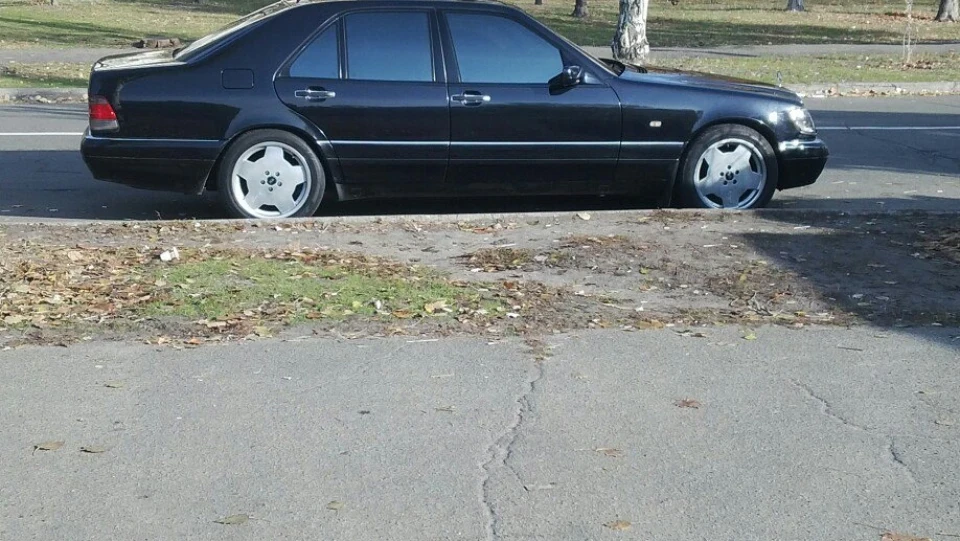 Mercedes-Benz S-Class S500