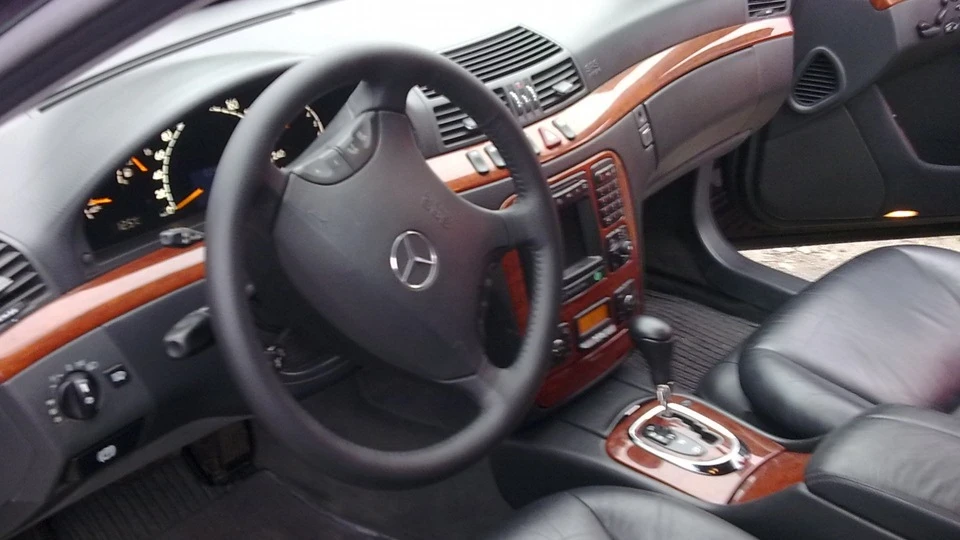 Mercedes-Benz S-Class S500