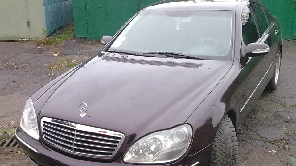 Mercedes-Benz S-Class S500 2