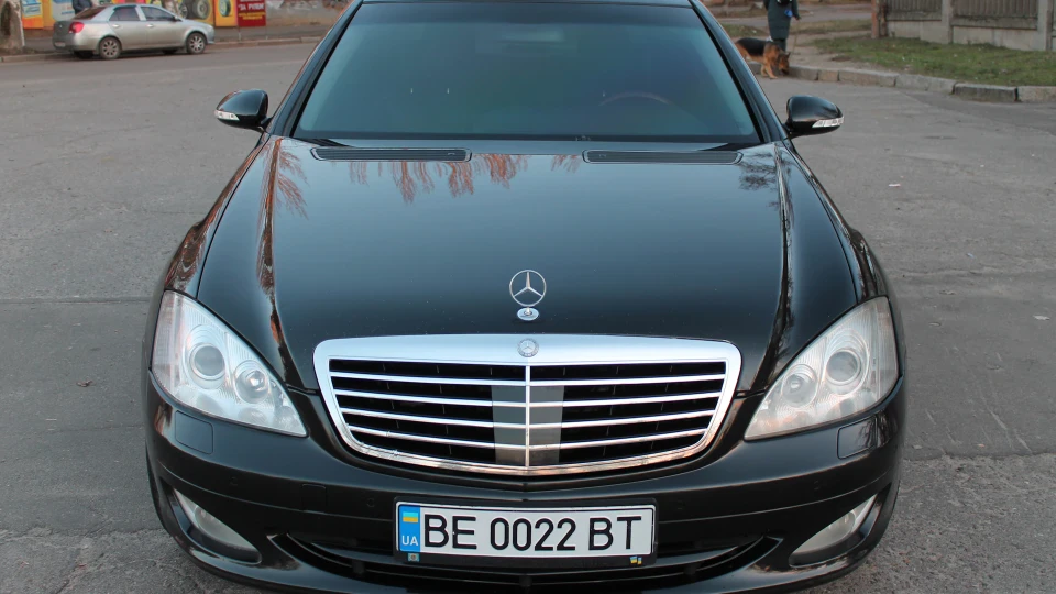 Mercedes-Benz S-Class S500 4