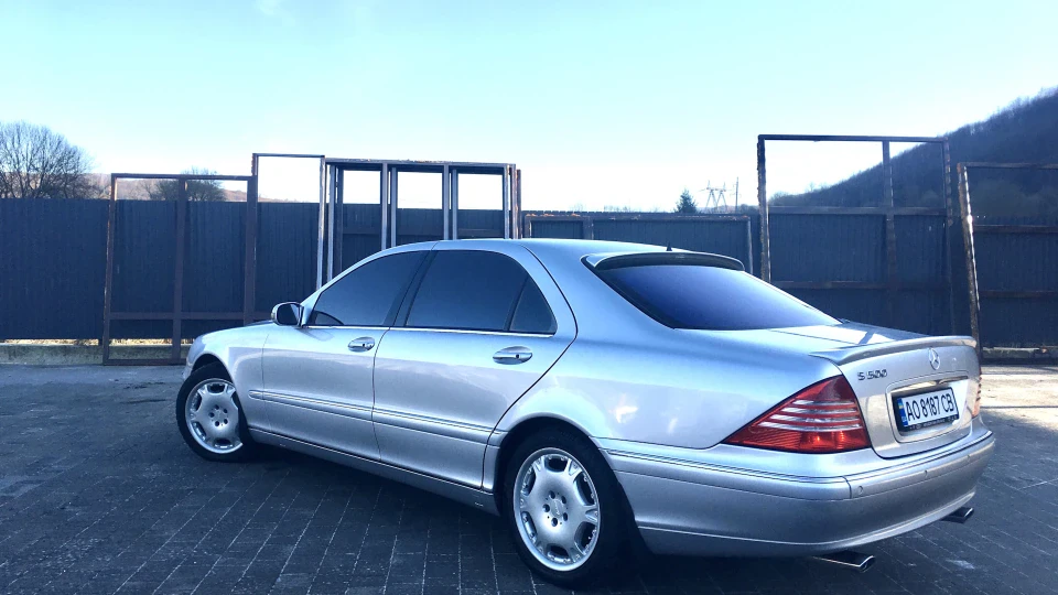 Mercedes-Benz S-Class S500L