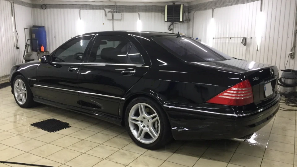 Mercedes-Benz S-Class S55 AMG 2
