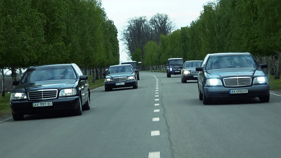 Mercedes-Benz S-Class S600 V12 Міні Піг 2