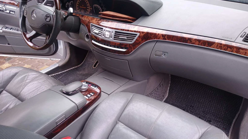 Mercedes-Benz S-Class Сіра миша 3