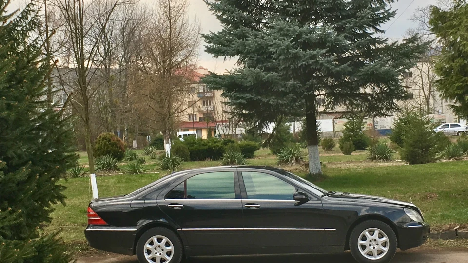 Mercedes-Benz S-Class Sicher