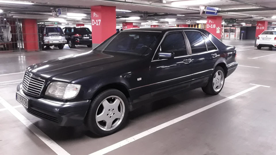 Mercedes-Benz S-Class Синий кит 3