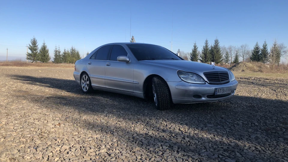 Mercedes-Benz S-Class Сірко 3
