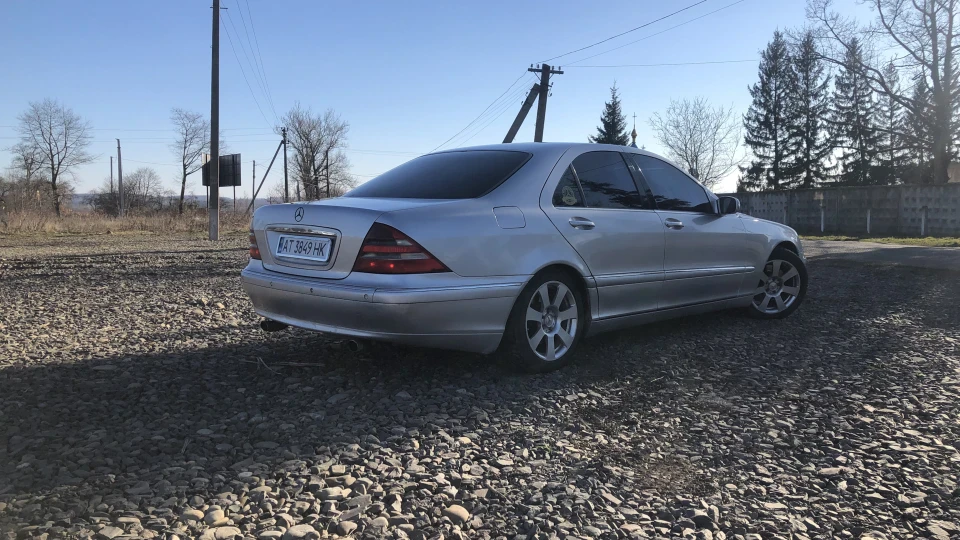 Mercedes-Benz S-Class Сірко 4