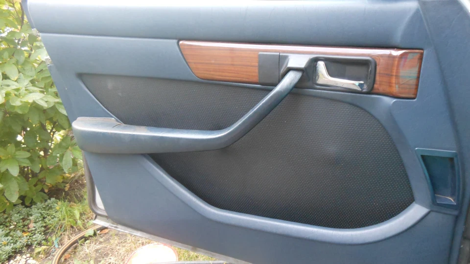 Mercedes-Benz S-Class StayTrue 3