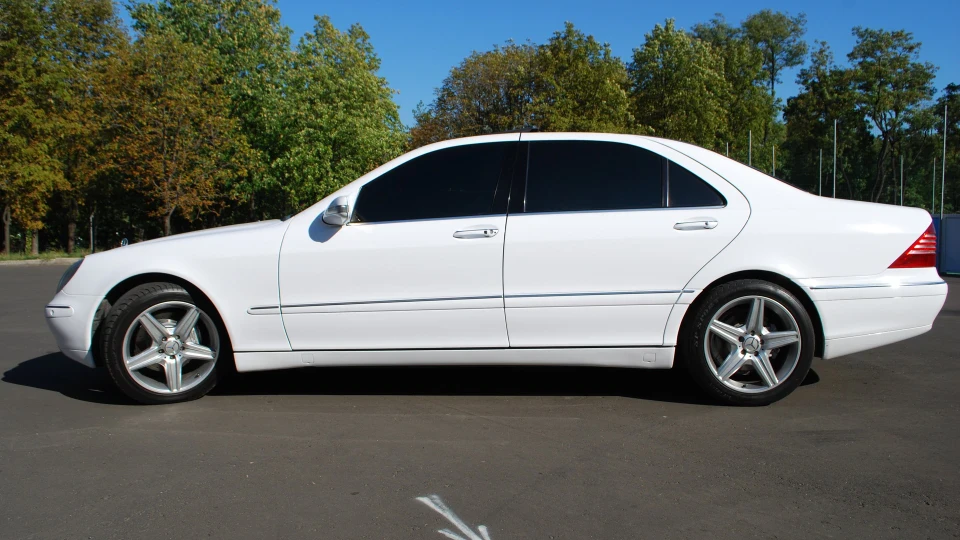 Mercedes-Benz S-Class W-220 S 500 L 4