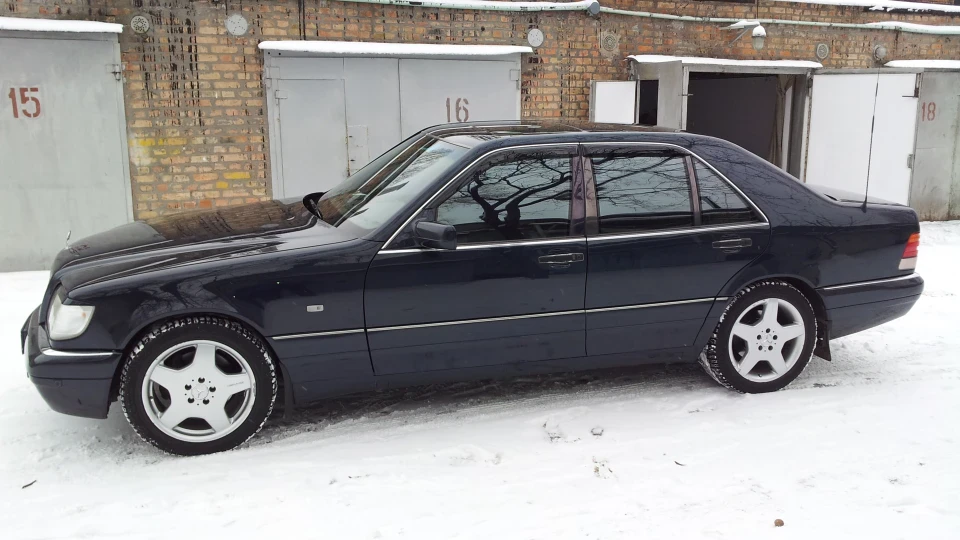 Mercedes-Benz S-Class W140 S500 3