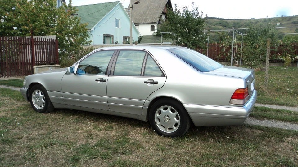 Mercedes-Benz S-Class W140S500 2