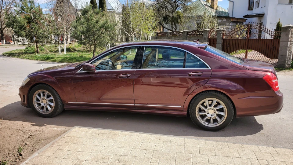 Mercedes-Benz S-Class w221 Вишневий 4