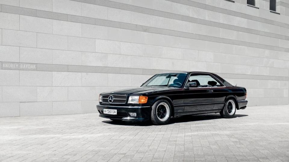 Mercedes-Benz SEC-Class Чорний металік 3
