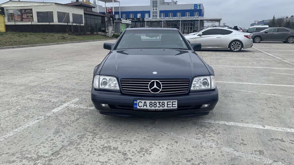 Mercedes-Benz SL-Class