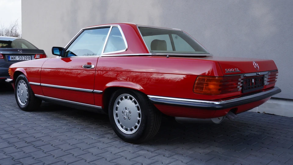 Mercedes-Benz SL-Class 2