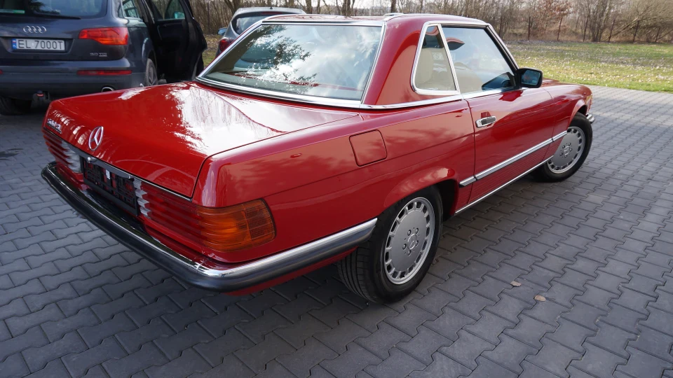 Mercedes-Benz SL-Class 5