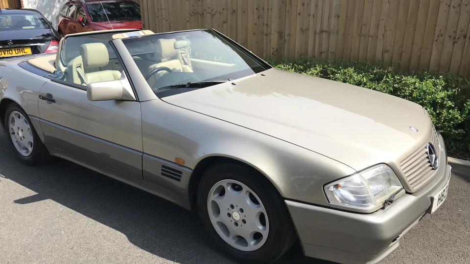 Mercedes-Benz SL-Class 2