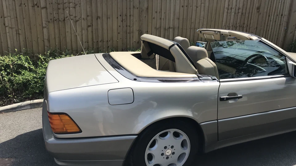 Mercedes-Benz SL-Class 3